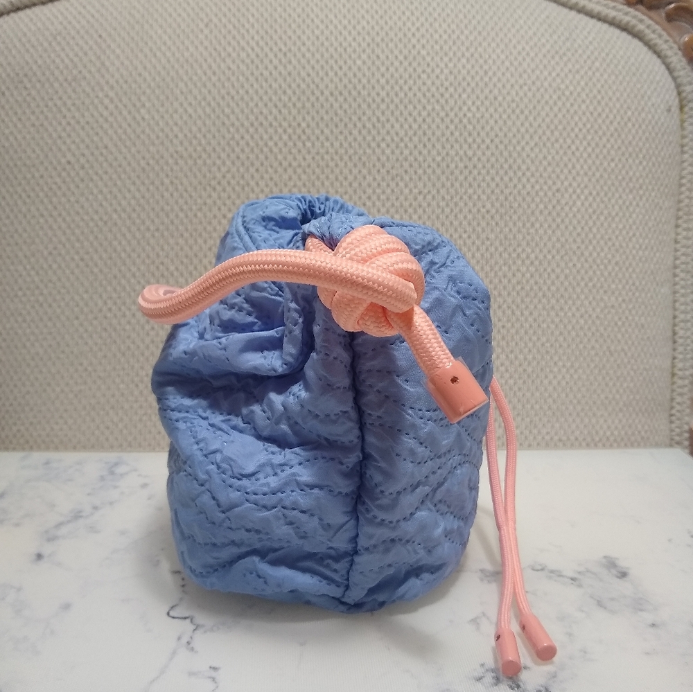Dolce Dolce and Gabbana Mini Bucket Bag New No Tag - Picture 2 of 10